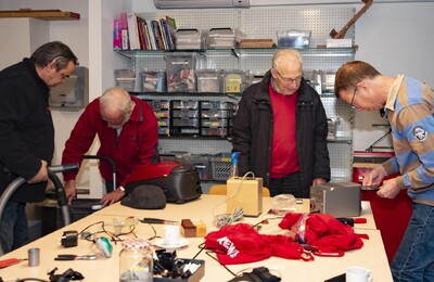 Reparatiewerkplaats en Naai-atelier